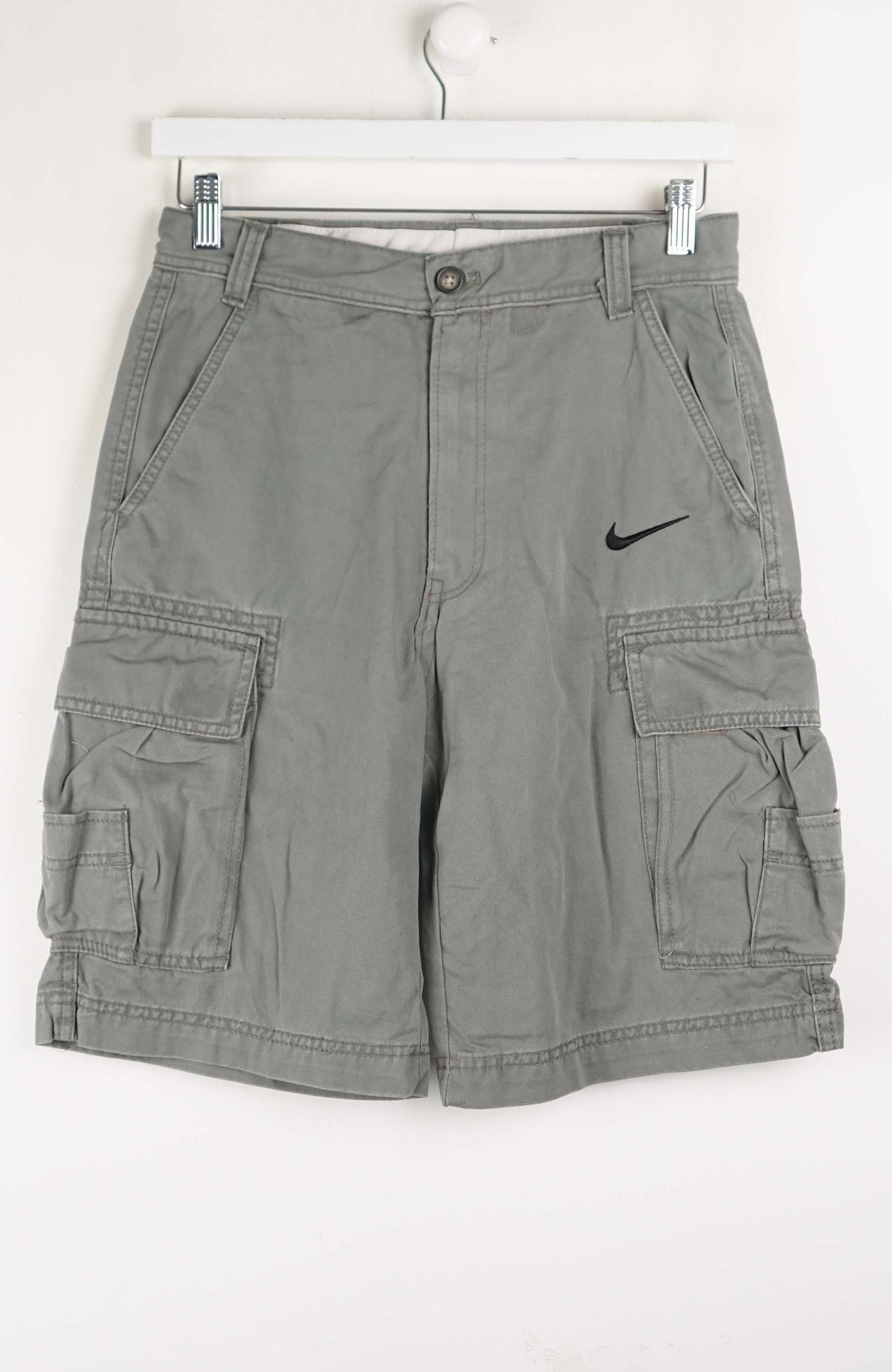 VINTAGE REWORK CARGO SHORTS W28