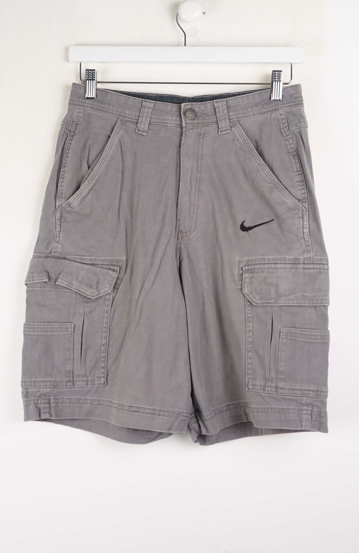 VINTAGE REWORK CARGO SHORTS W28