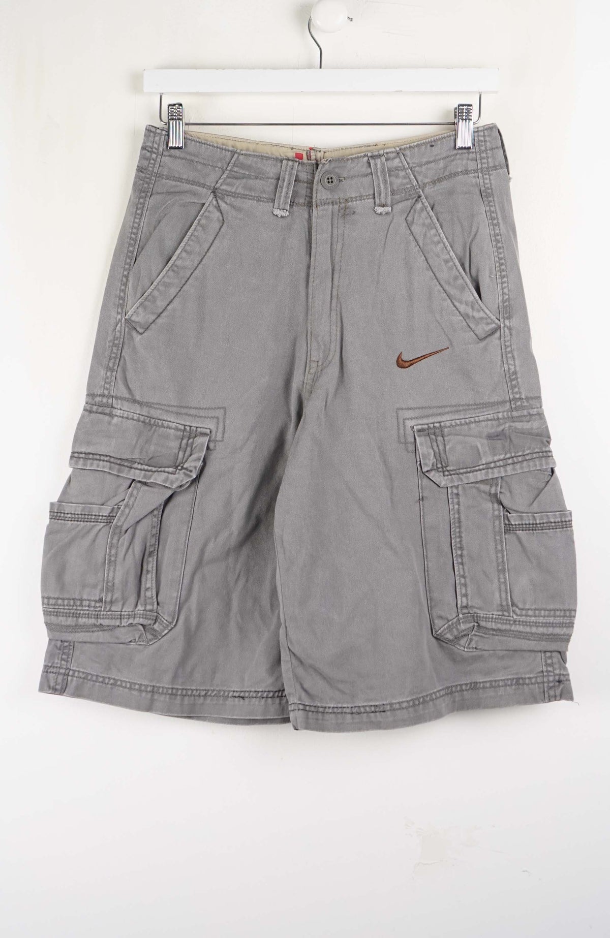 VINTAGE REWORK CARGO SHORTS W28