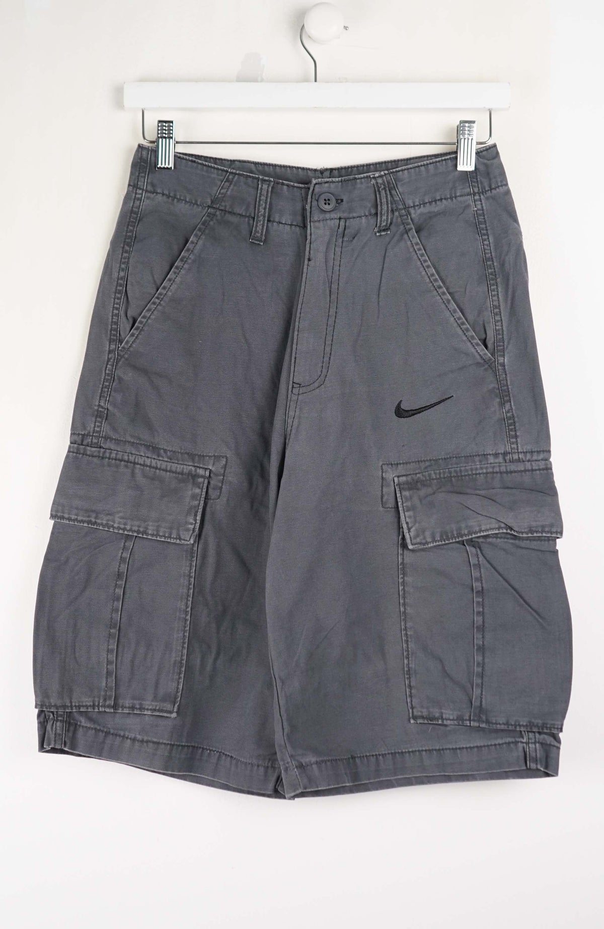 VINTAGE REWORK CARGO SHORTS W28