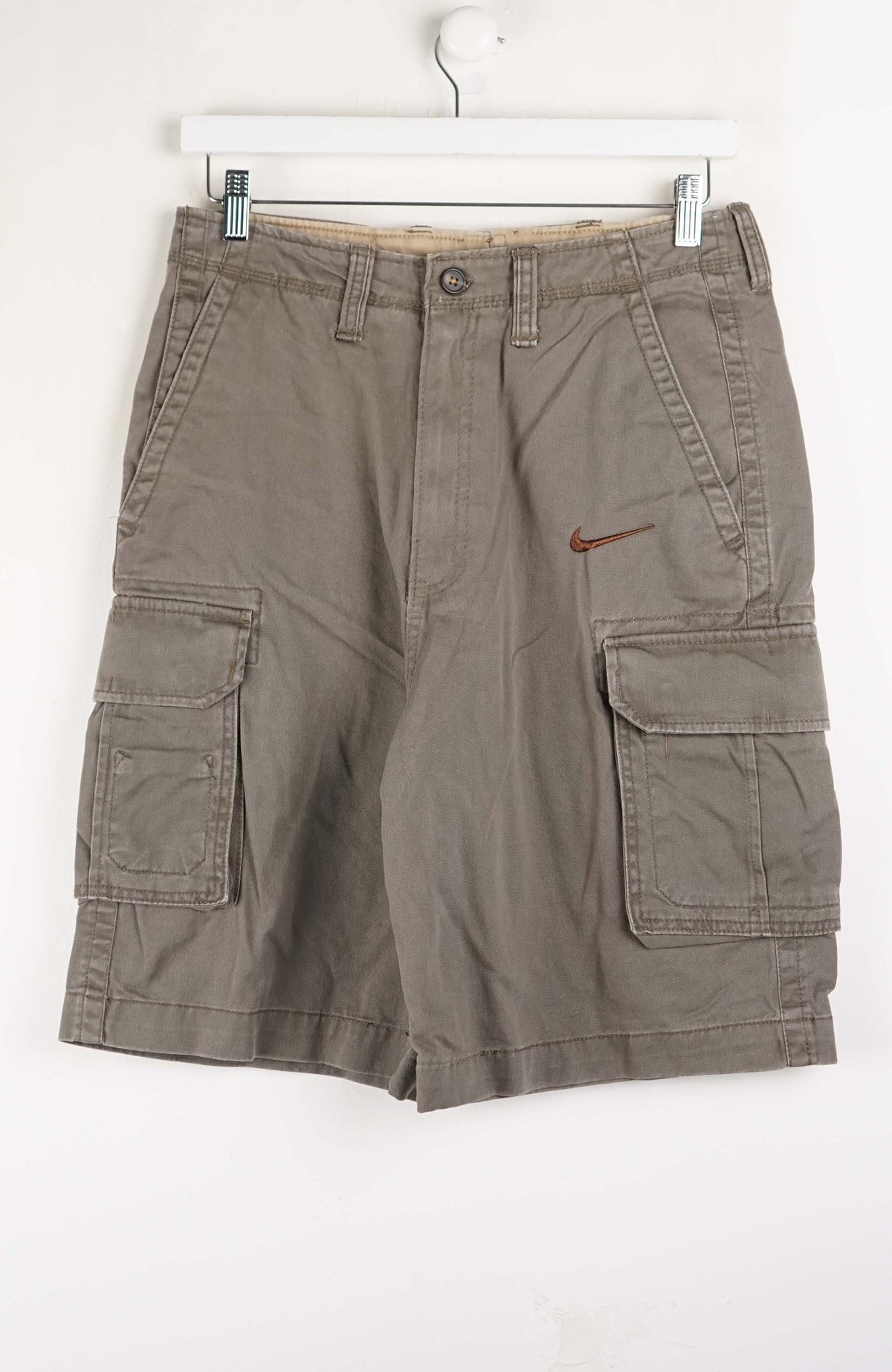 VINTAGE REWORK CARGO SHORTS W29