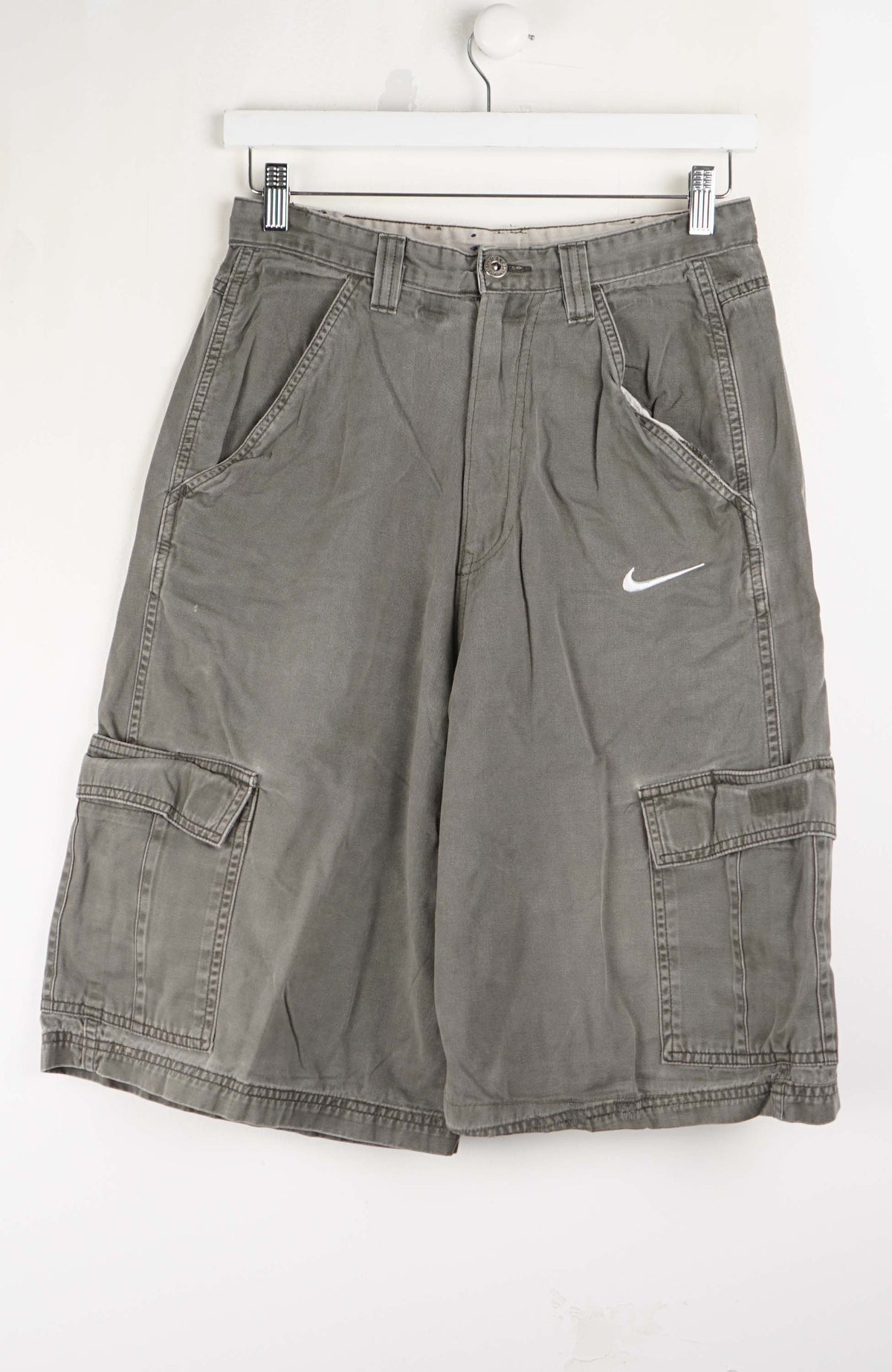 VINTAGE REWORK CARGO SHORTS W29