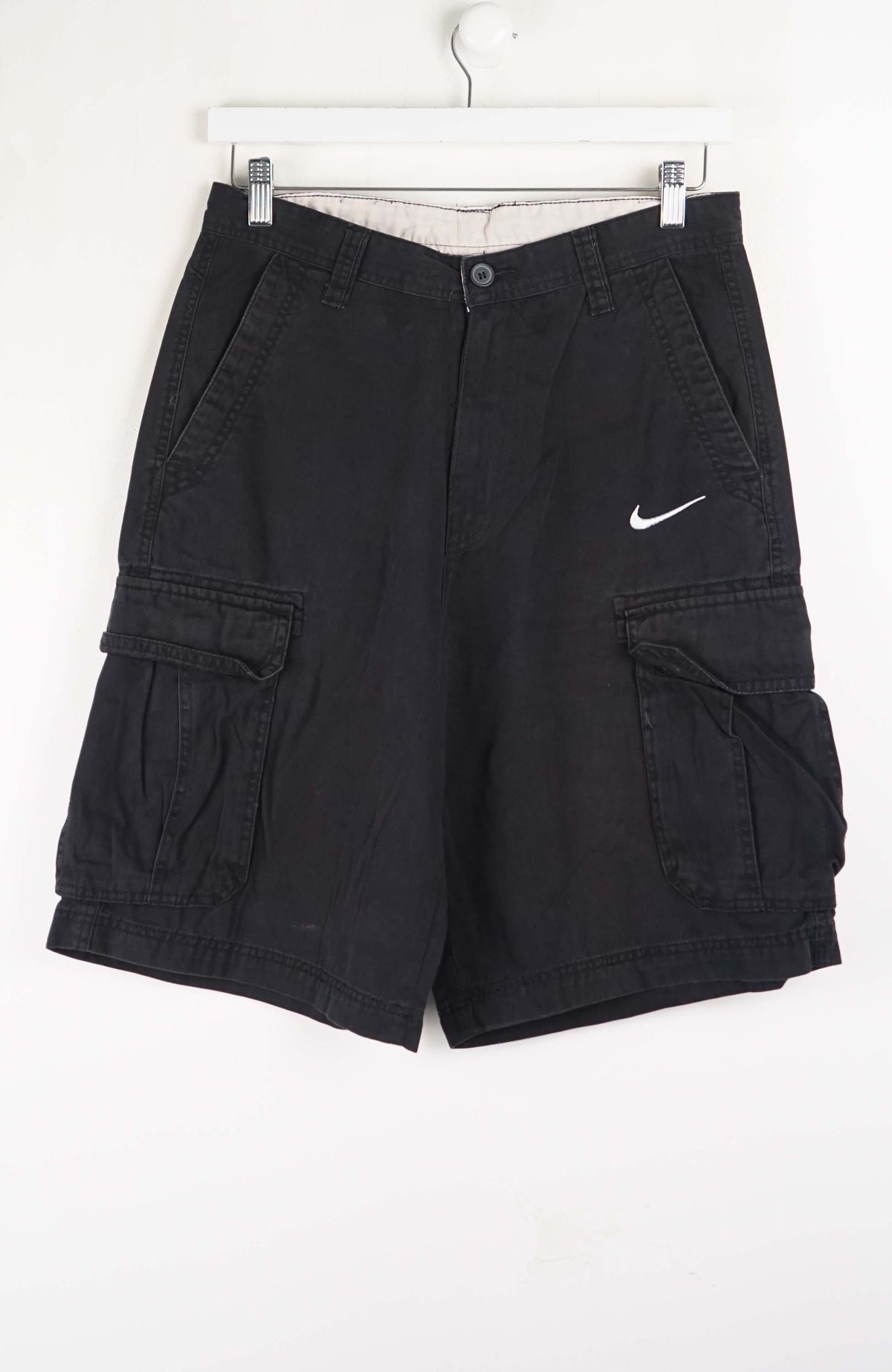 VINTAGE REWORK CARGO SHORTS W30