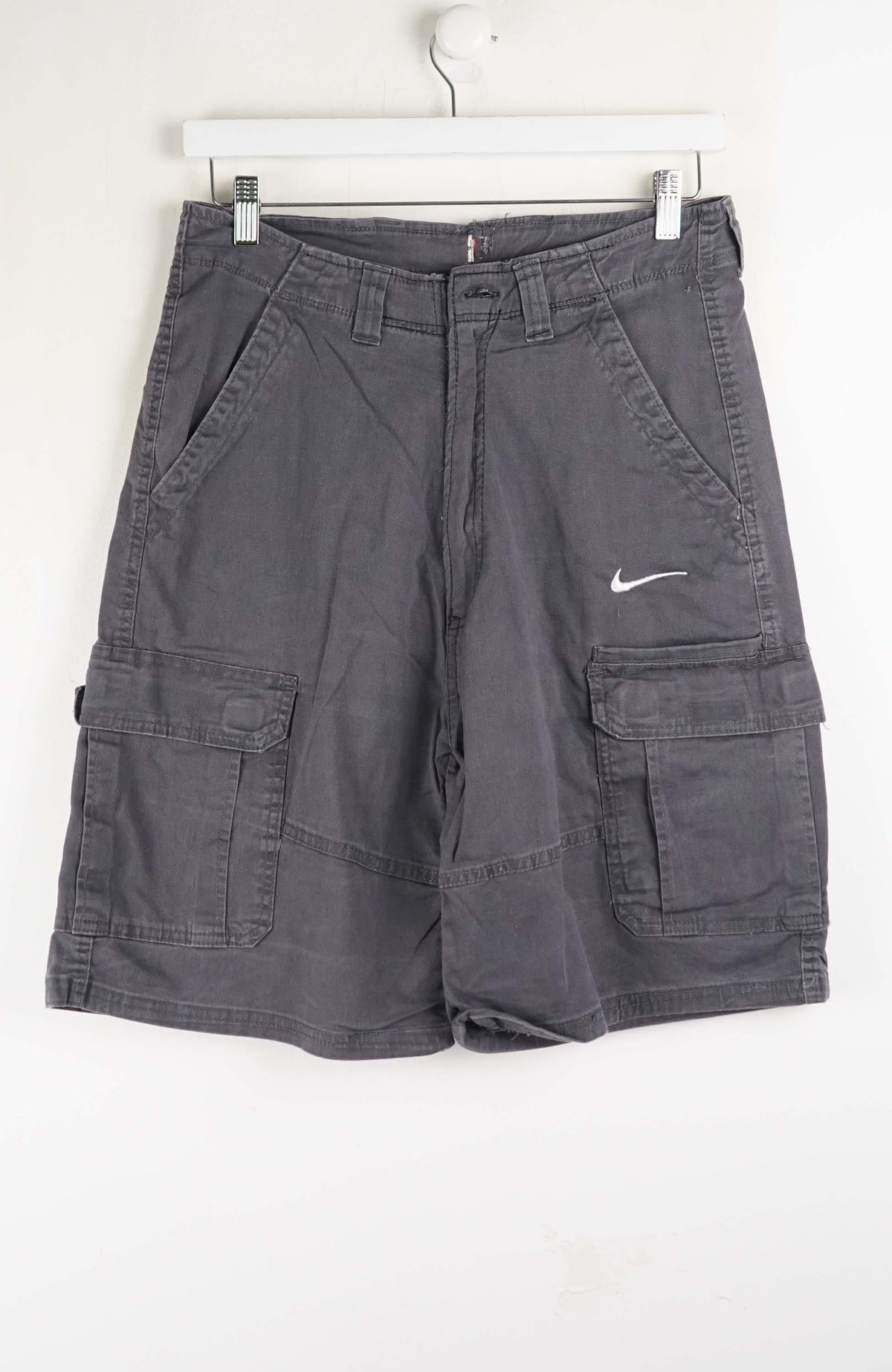 VINTAGE REWORK CARGO SHORTS W30