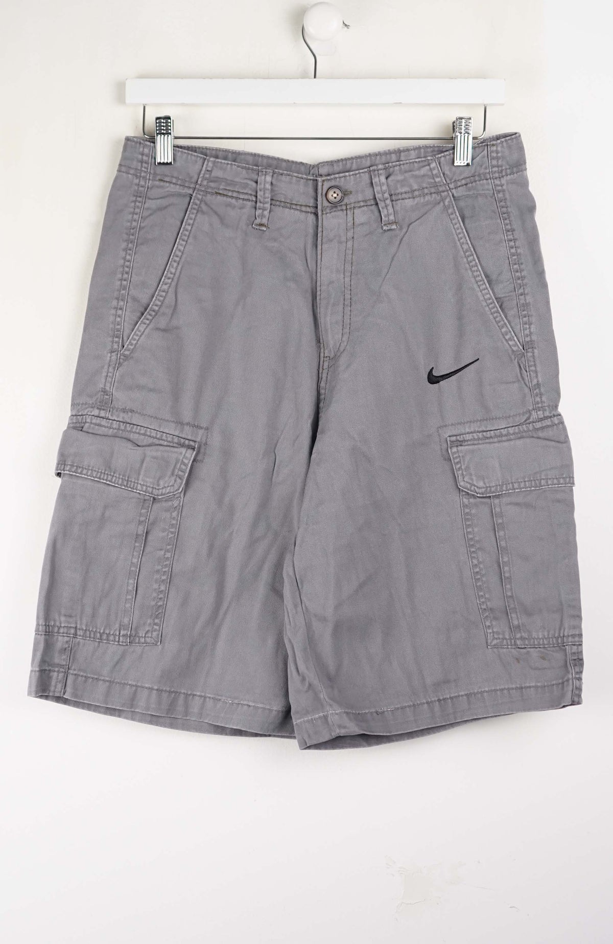 VINTAGE REWORK CARGO SHORTS W30