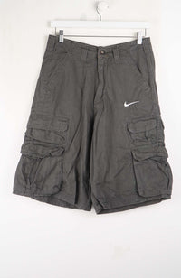 VINTAGE REWORK CARGO SHORTS W30