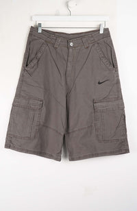 VINTAGE REWORK CARGO SHORTS W30