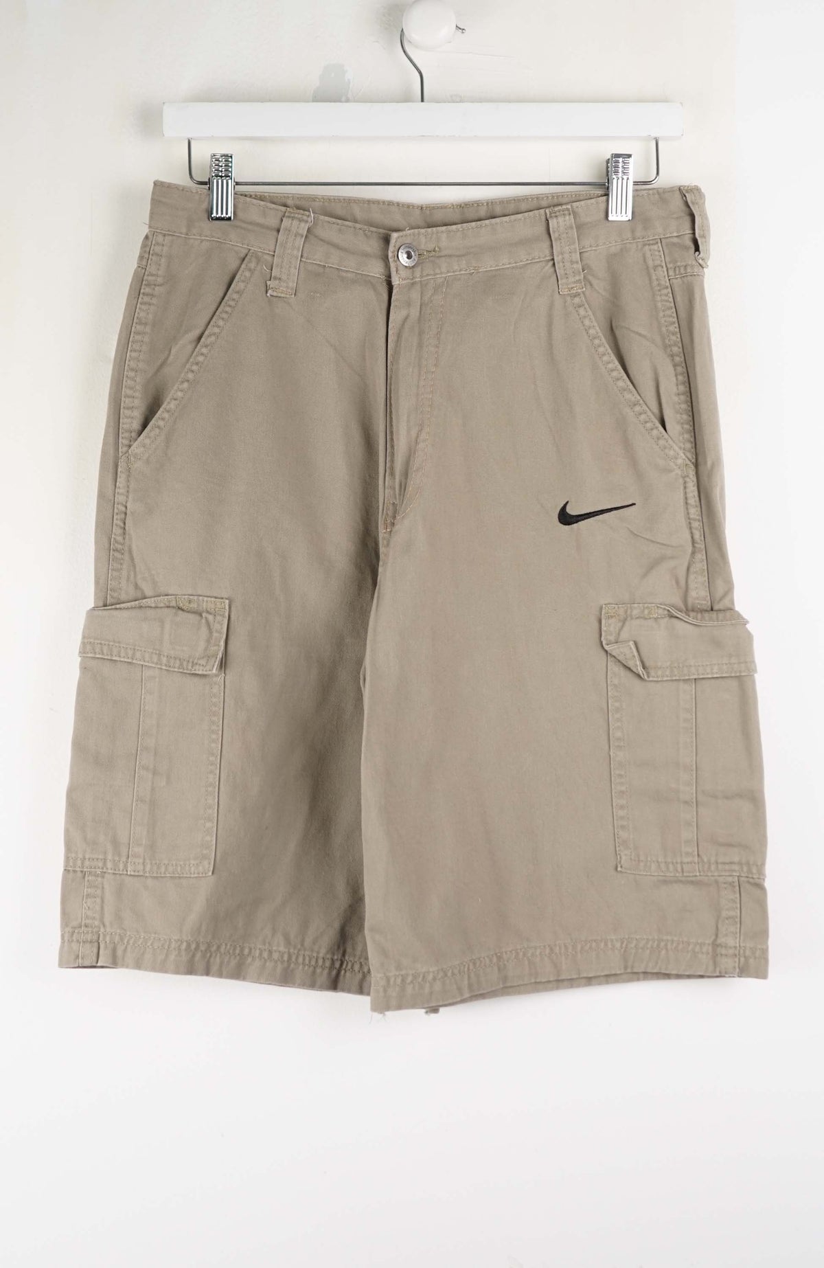 VINTAGE REWORK CARGO SHORTS W30