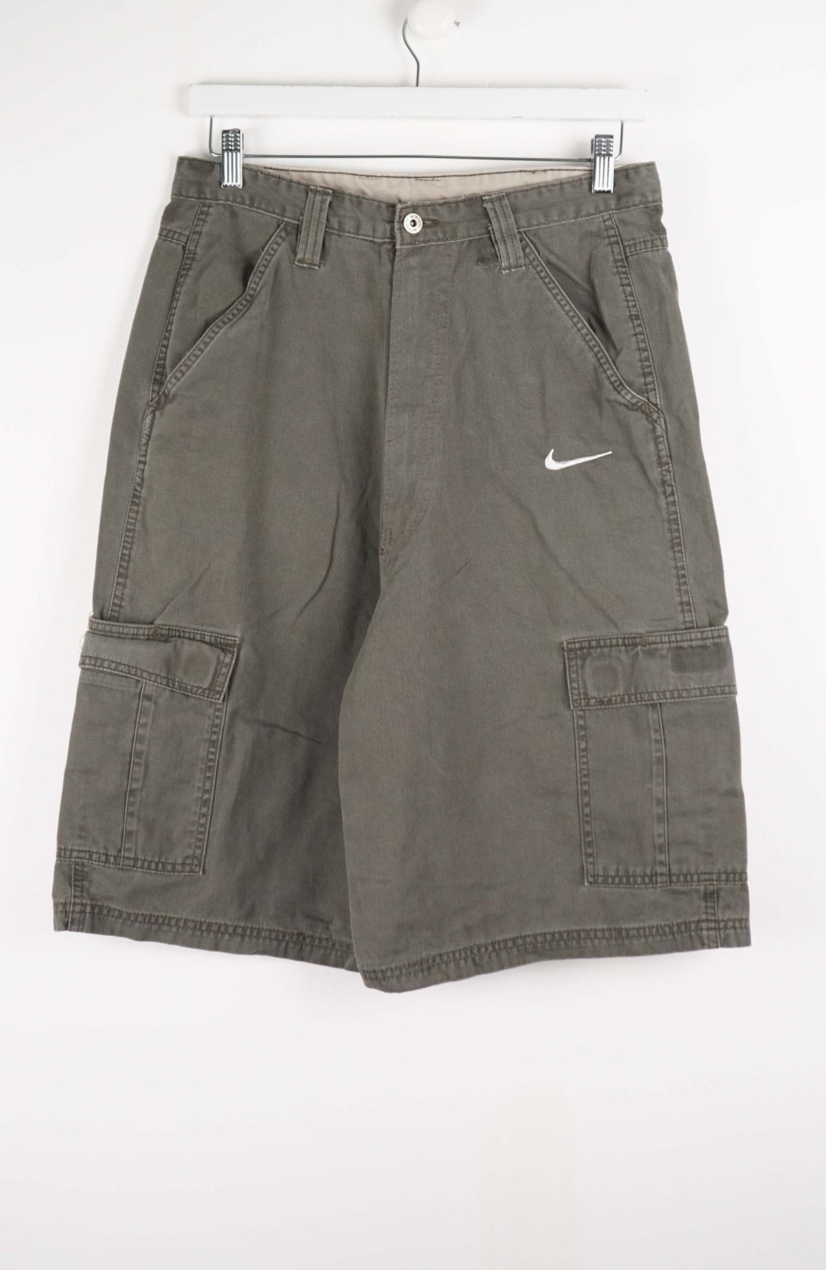 VINTAGE REWORK CARGO SHORTS W30