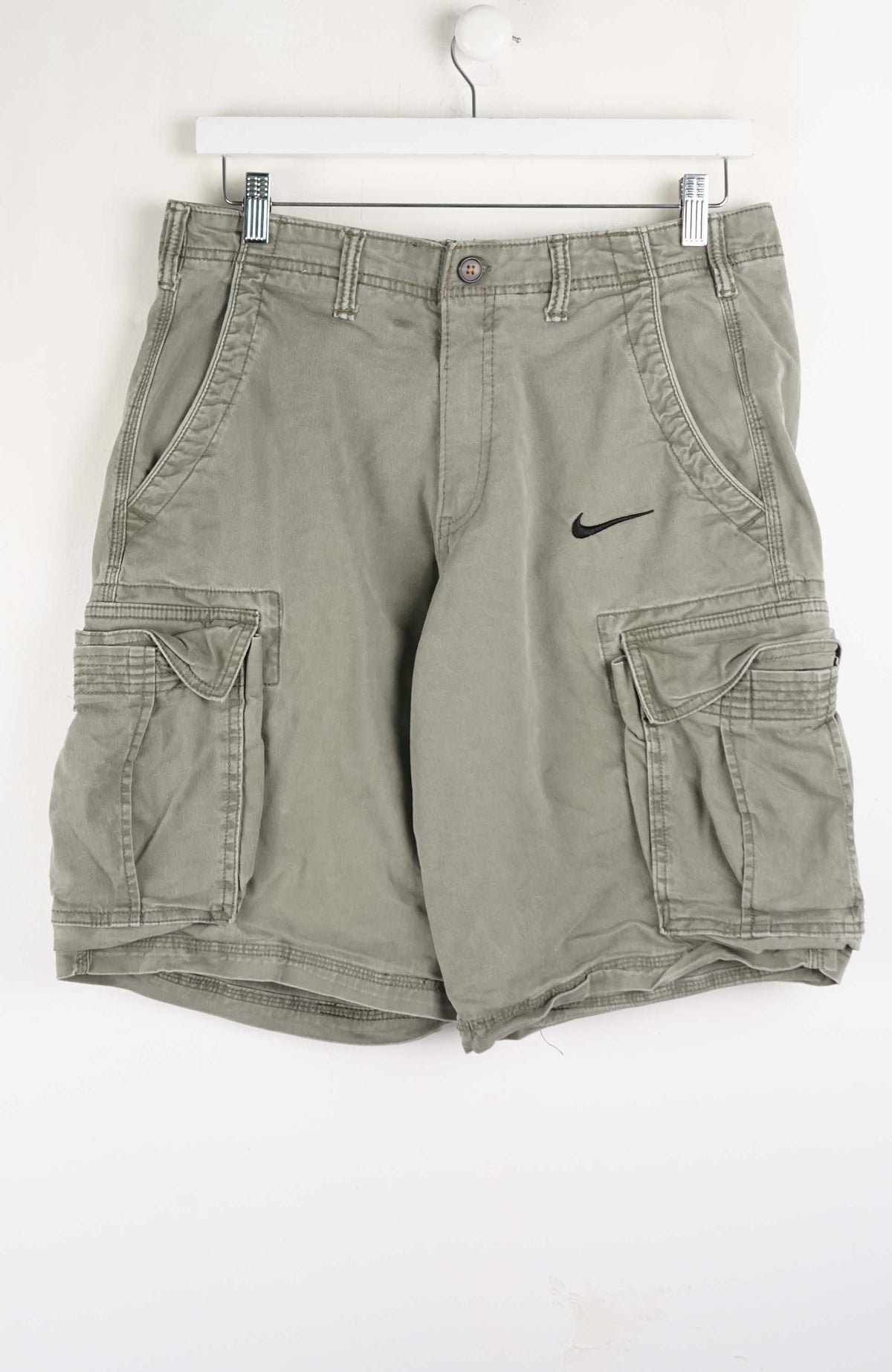 VINTAGE REWORK CARGO SHORTS W32