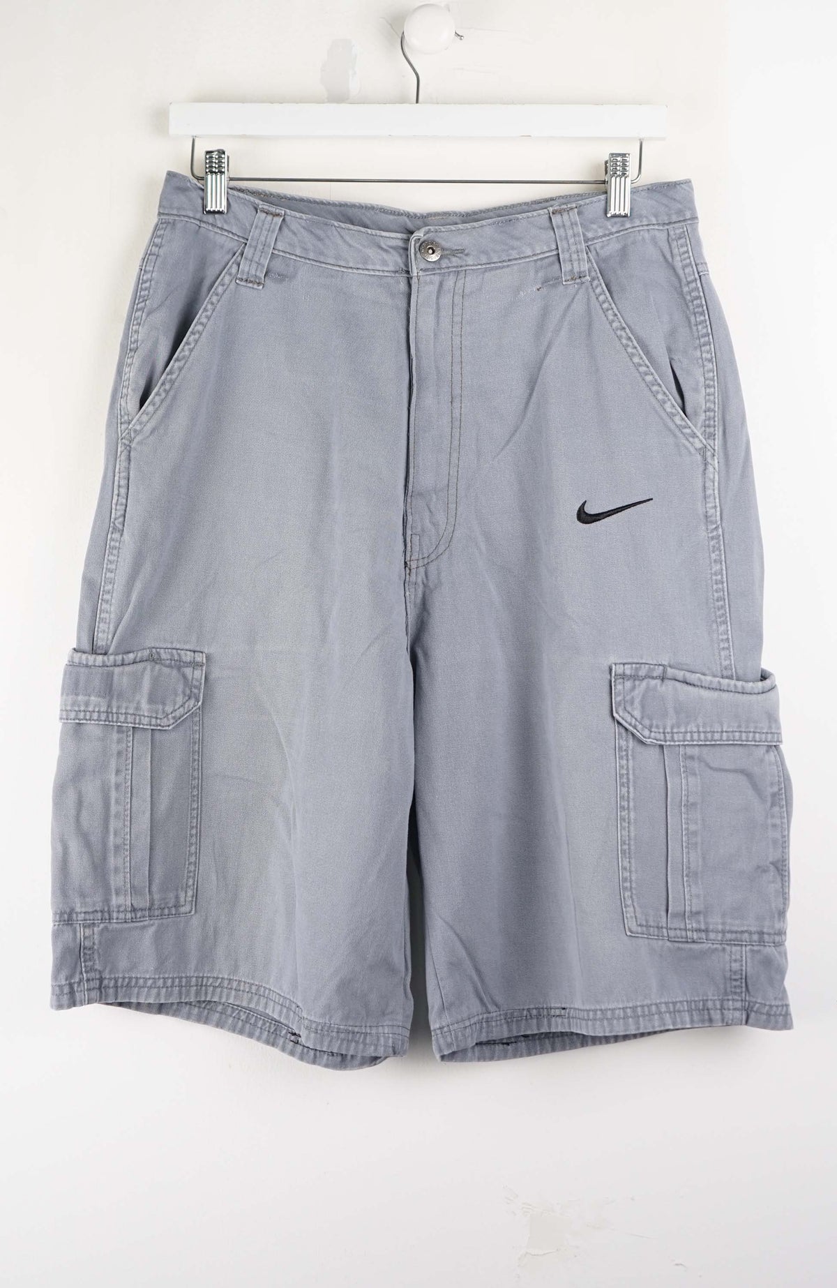 VINTAGE REWORK CARGO SHORTS W32