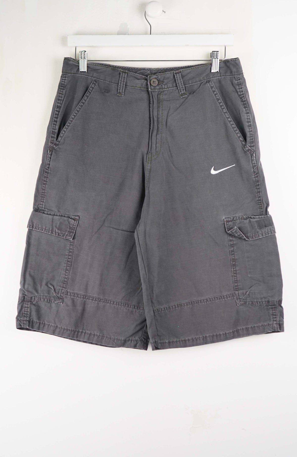 VINTAGE REWORK CARGO SHORTS W33
