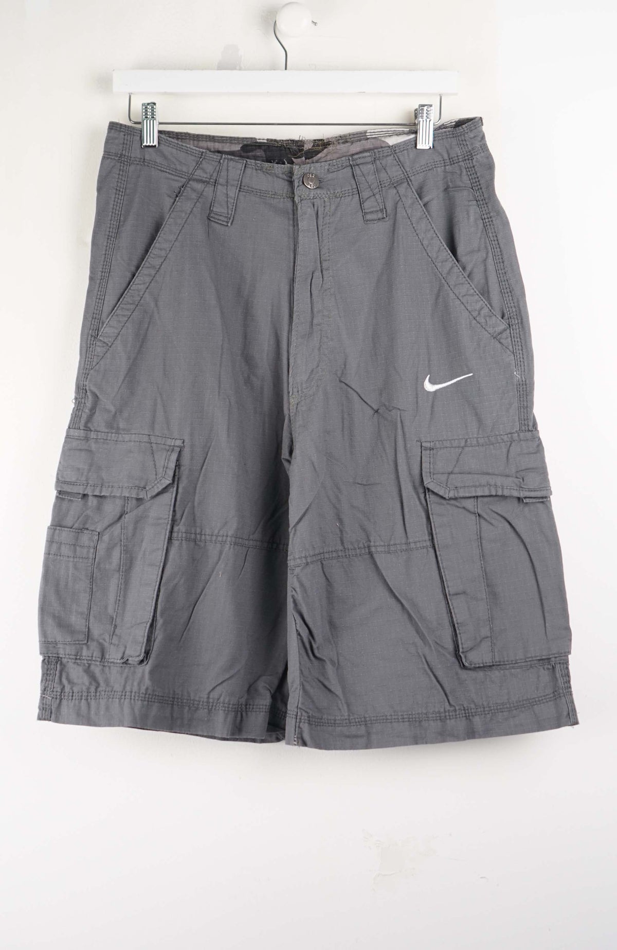 VINTAGE REWORK CARGO SHORTS W33