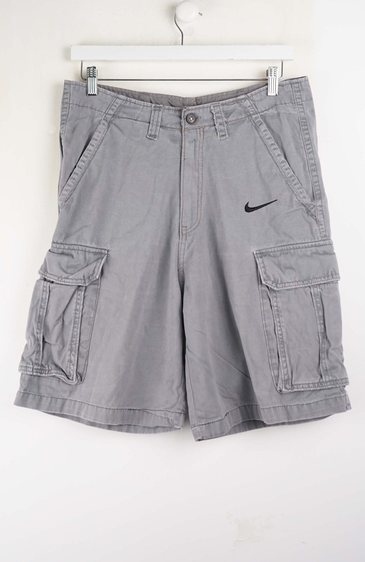 VINTAGE REWORK CARGO SHORTS W34