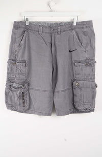 VINTAGE REWORK CARGO SHORTS W38