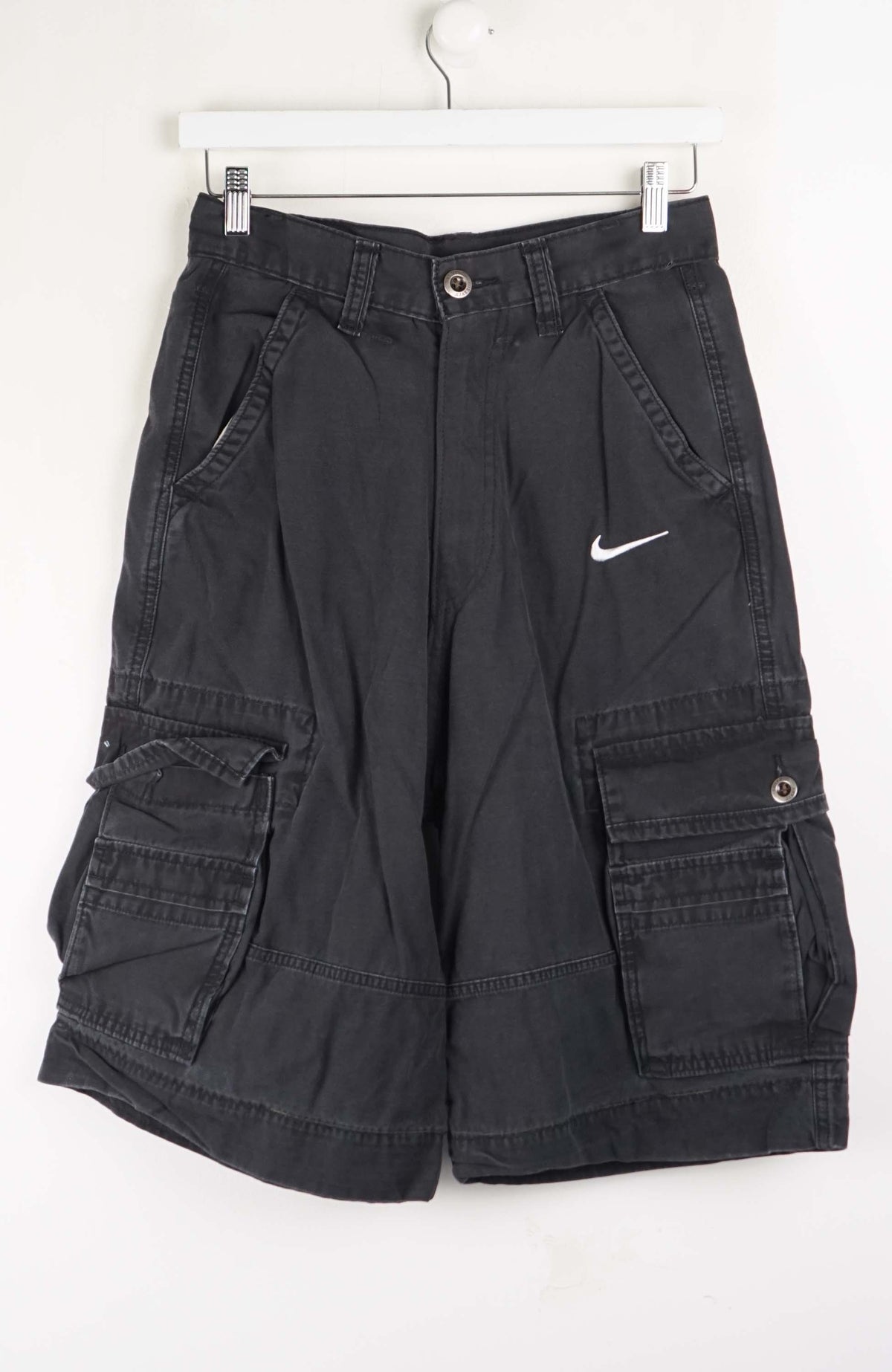 VINTAGE REWORK CARGO SHORTS W28