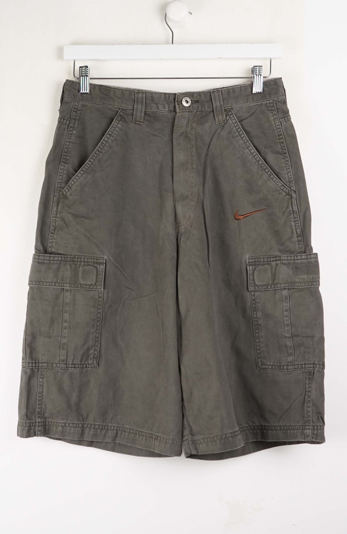 VINTAGE REWORK CARGO SHORTS W28