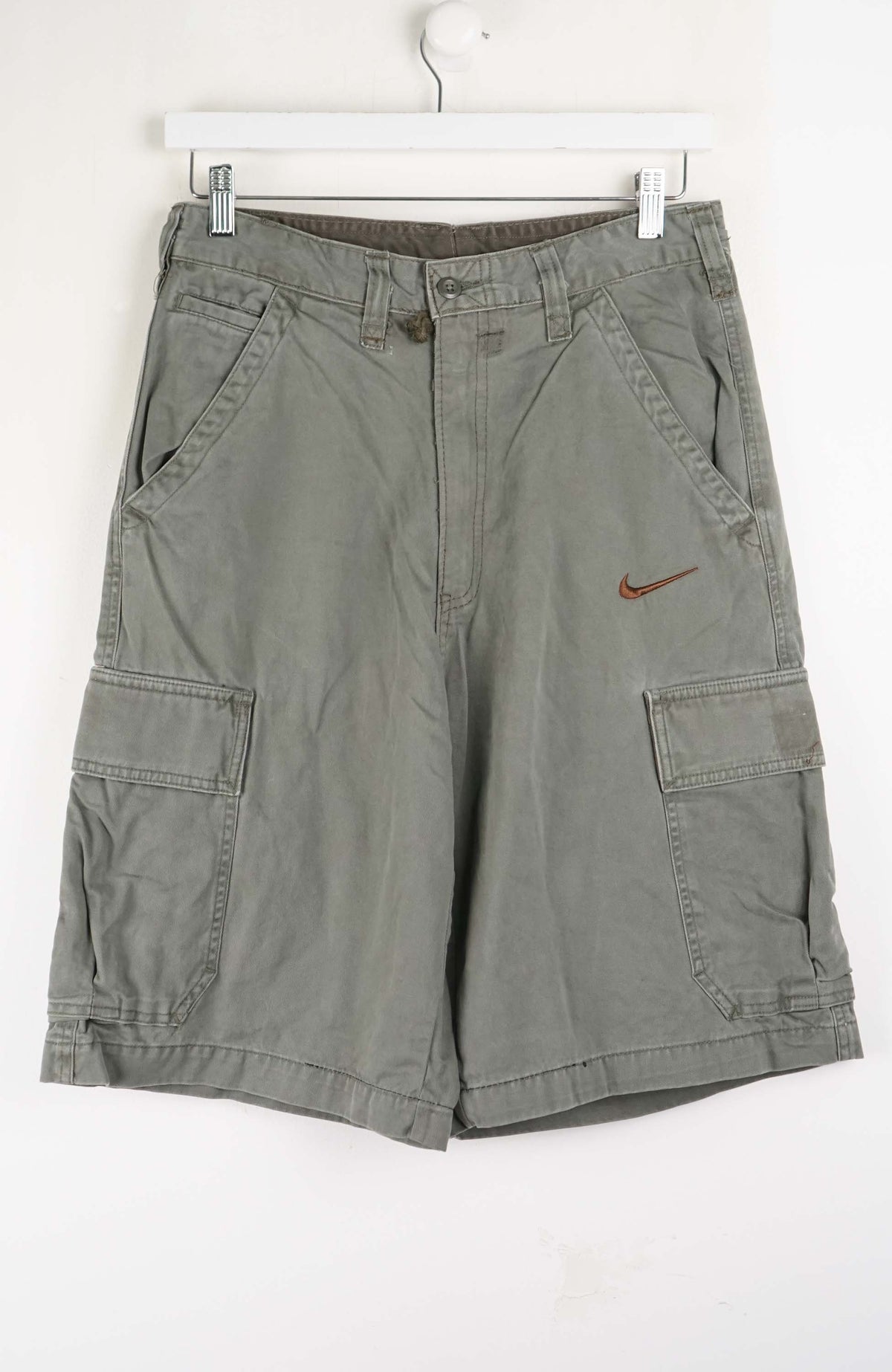 VINTAGE REWORK CARGO SHORTS W28