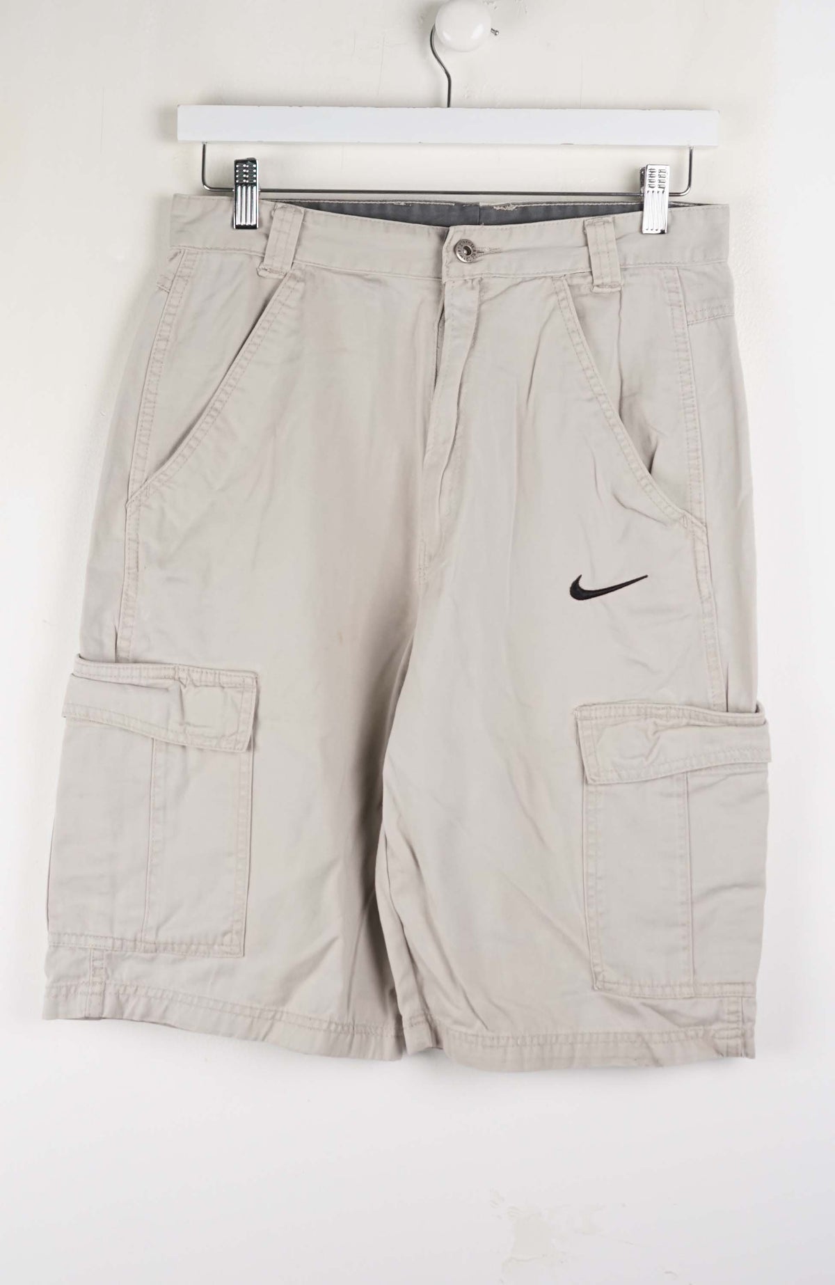 VINTAGE REWORK CARGO SHORTS W30