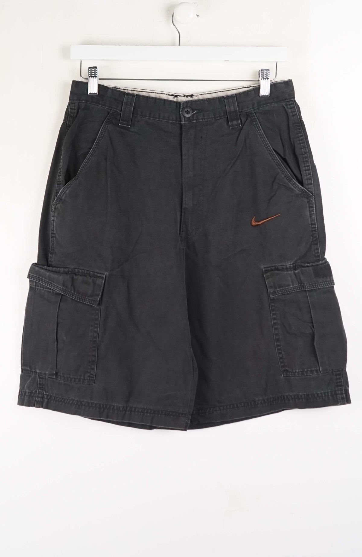 VINTAGE REWORK CARGO SHORTS W30