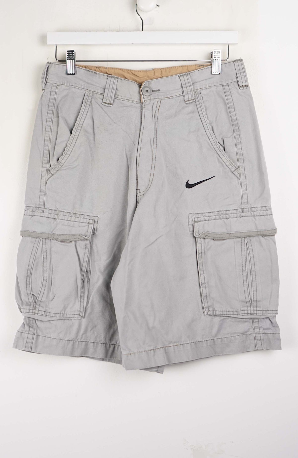 VINTAGE REWORK CARGO SHORTS W30