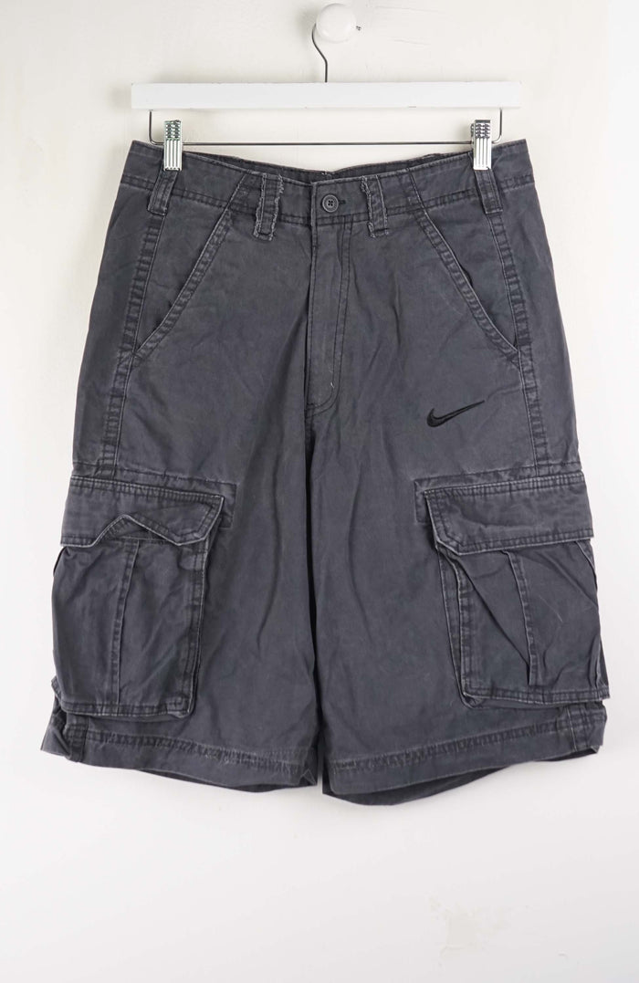 VINTAGE REWORK CARGO SHORTS W30