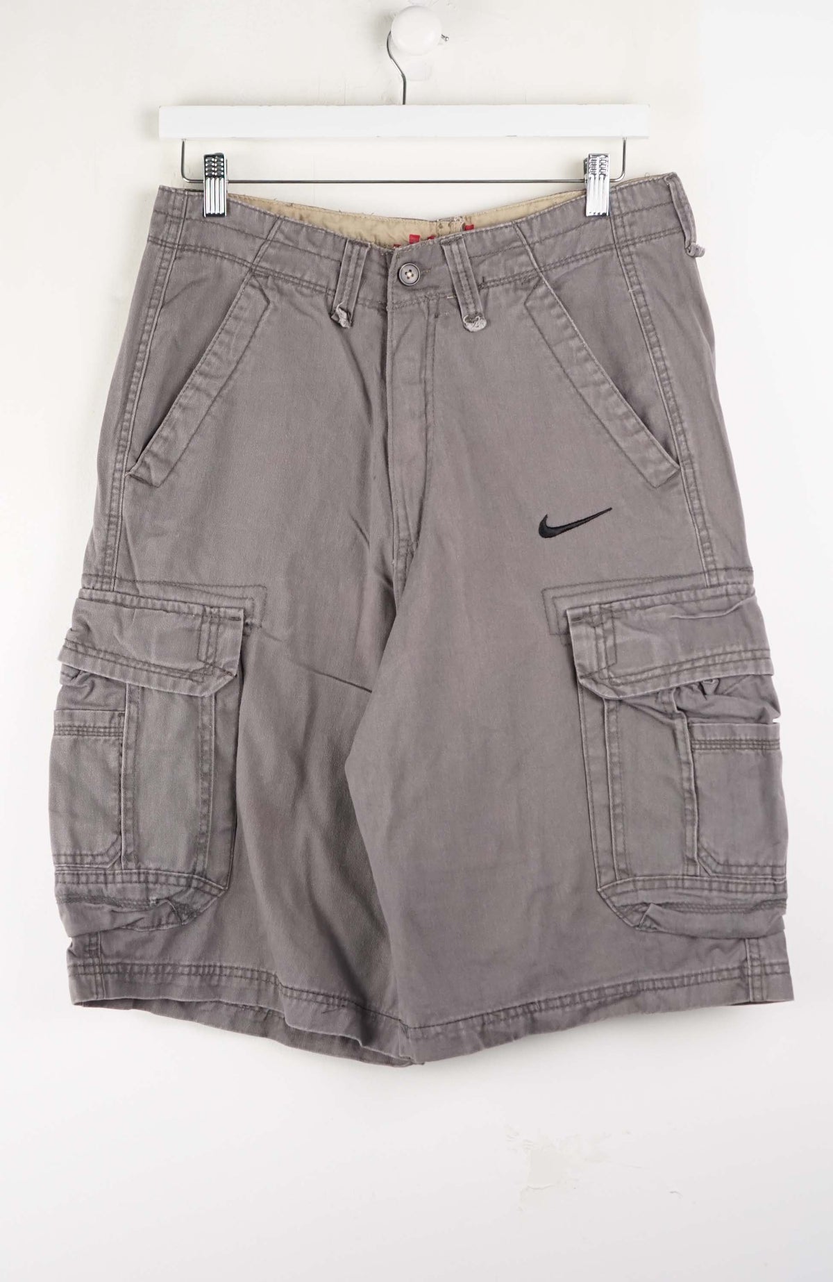 VINTAGE REWORK CARGO SHORTS W31