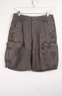 VINTAGE REWORK CARGO SHORTS W33
