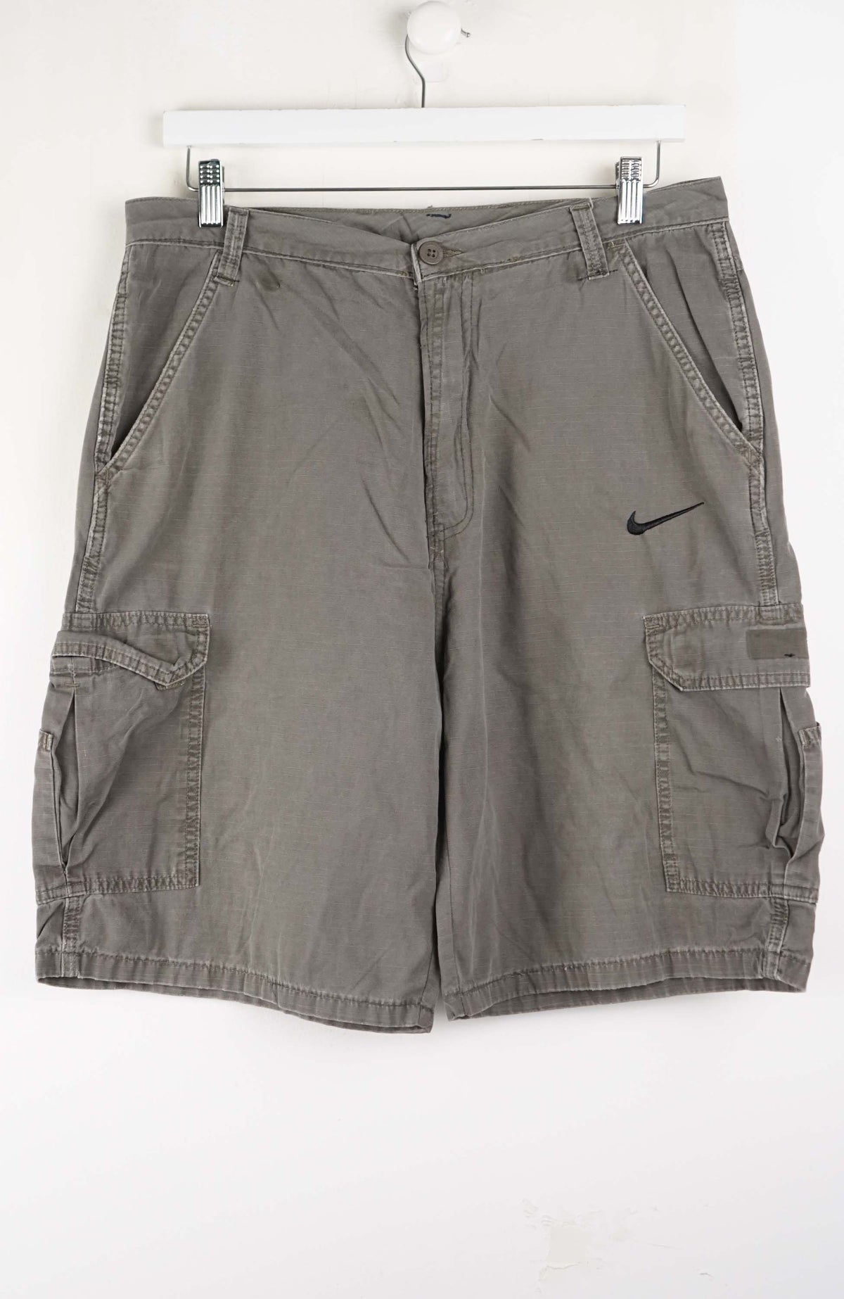 VINTAGE REWORK CARGO SHORTS W34