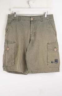 VINTAGE RIP CURL CARGO SHORTS W38