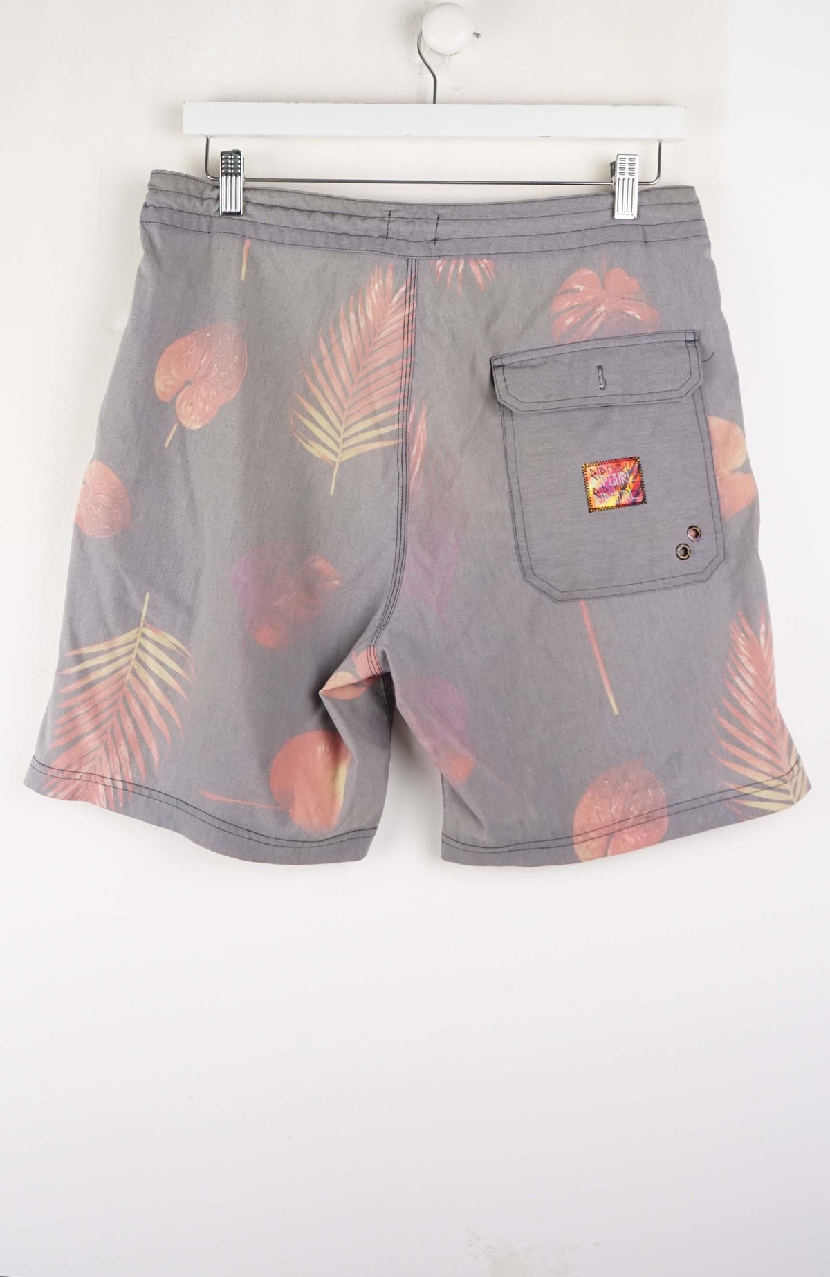 VINTAGE RIP CURL BOARD SHORTS W38