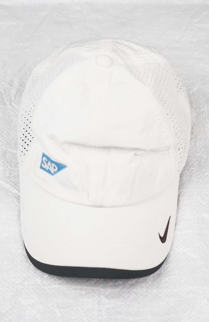 VINTAGE NIKE SAP HAT