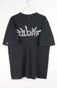 VINTAGE SEAN JOHN T-SHIRT (XL)