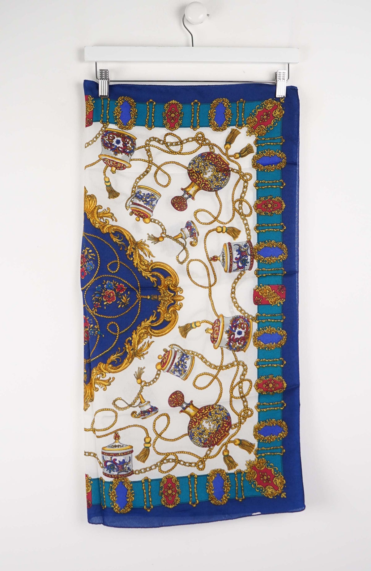 VINTAGE SCARF