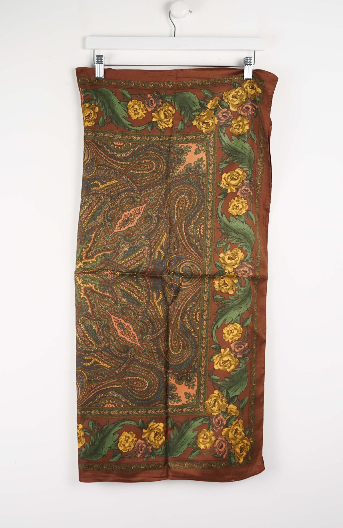 VINTAGE SCARF
