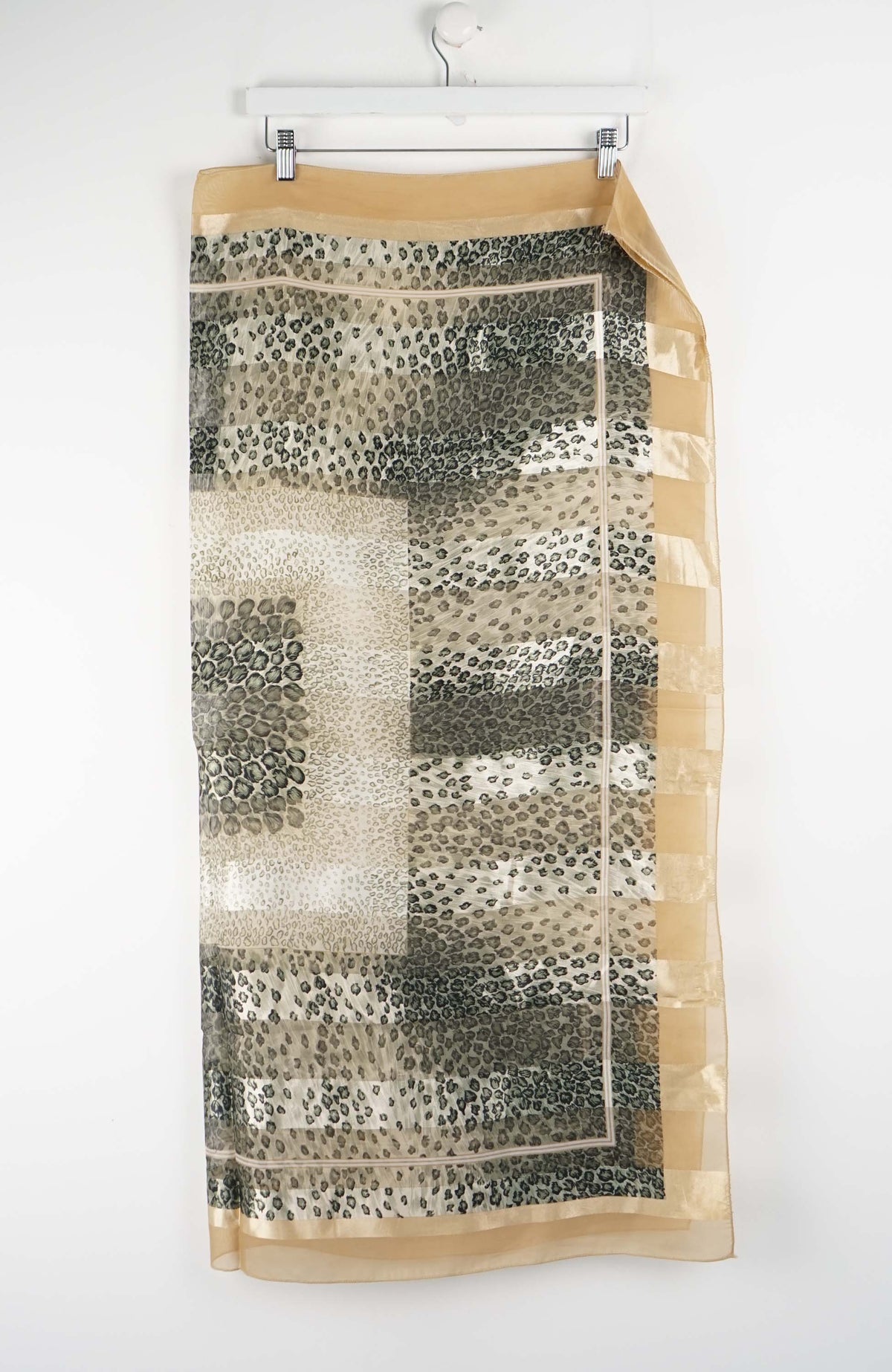 VINTAGE SCARF