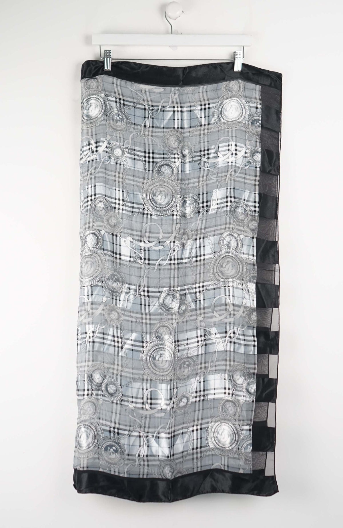 VINTAGE SCARF