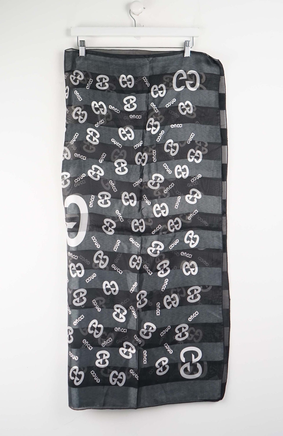 VINTAGE SCARF