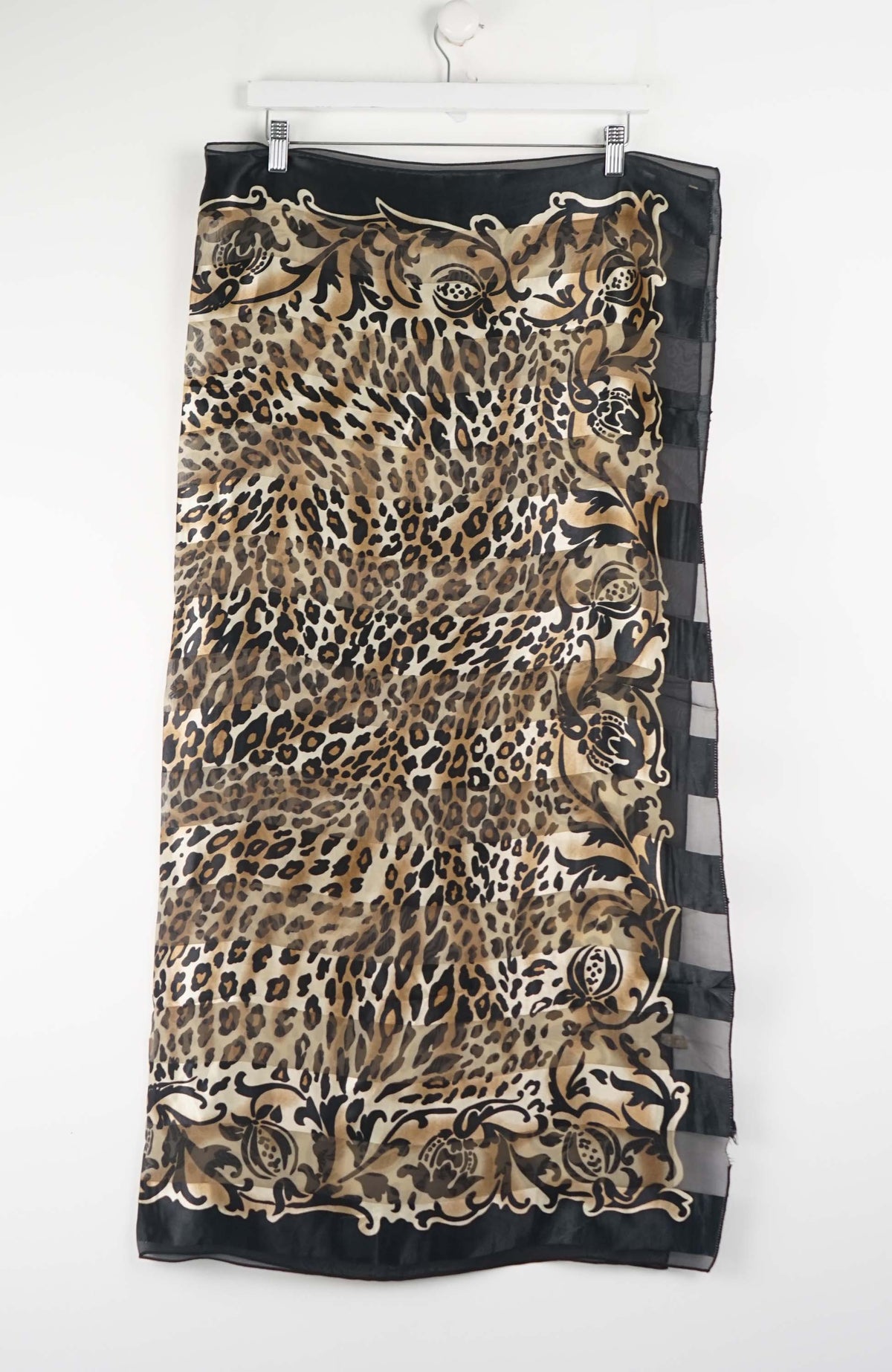 VINTAGE SCARF
