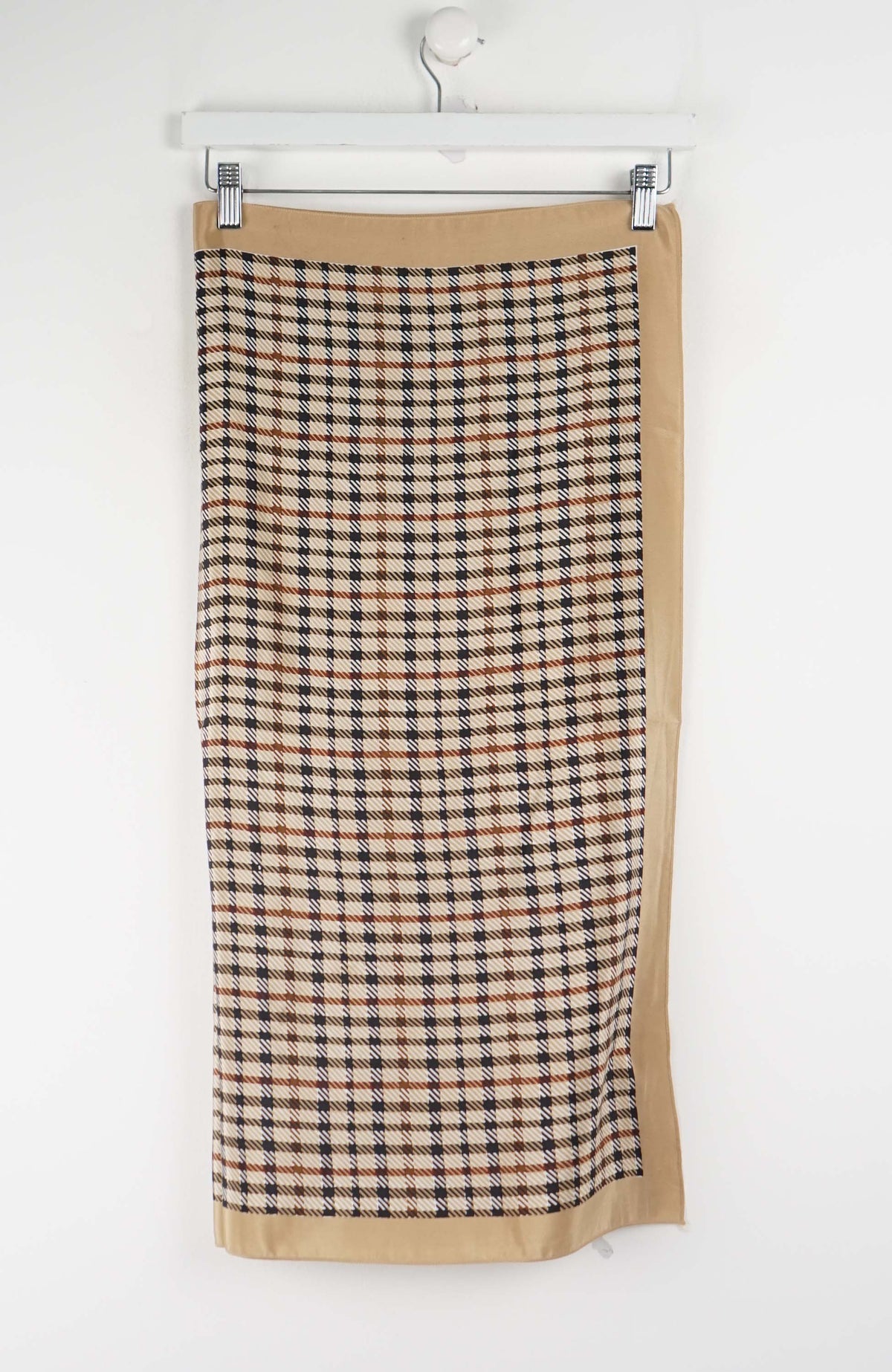 VINTAGE SCARF