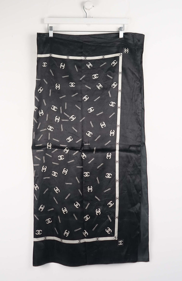 VINTAGE SCARF