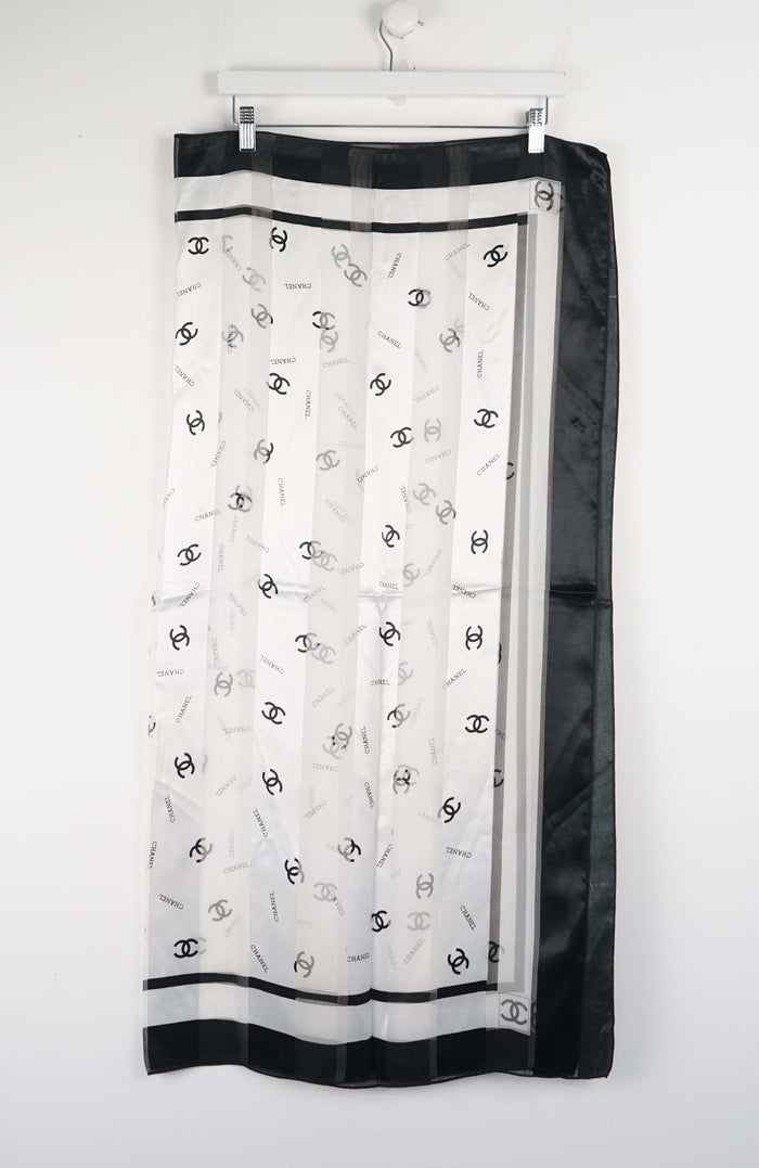 VINTAGE SCARF
