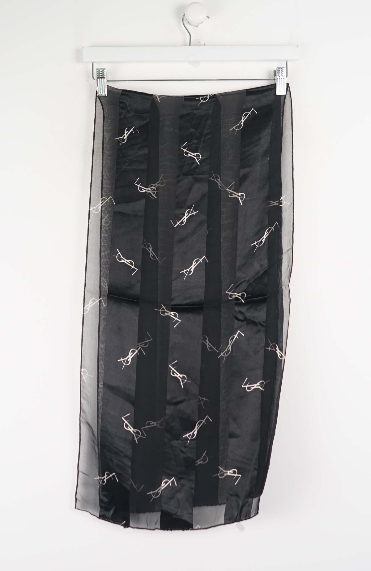 VINTAGE SCARF