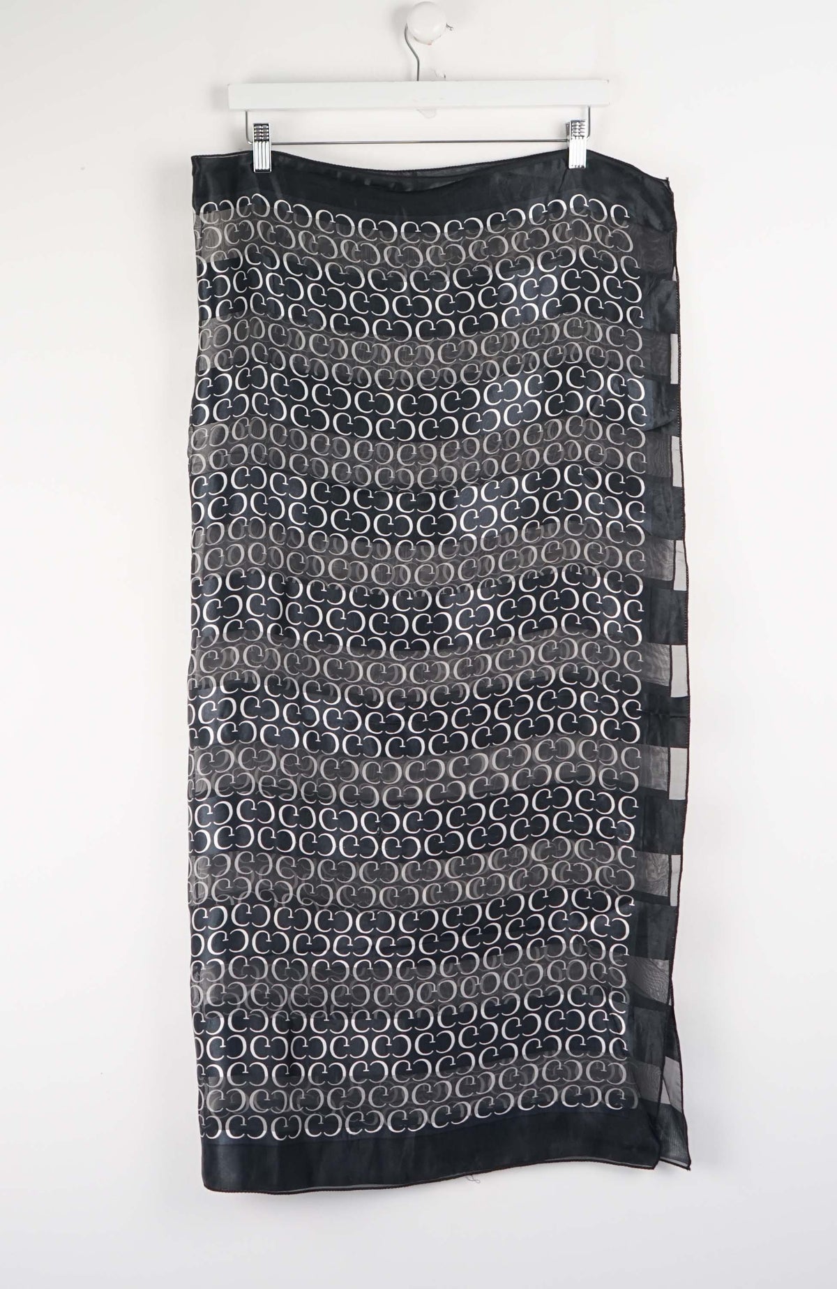 VINTAGE SCARF