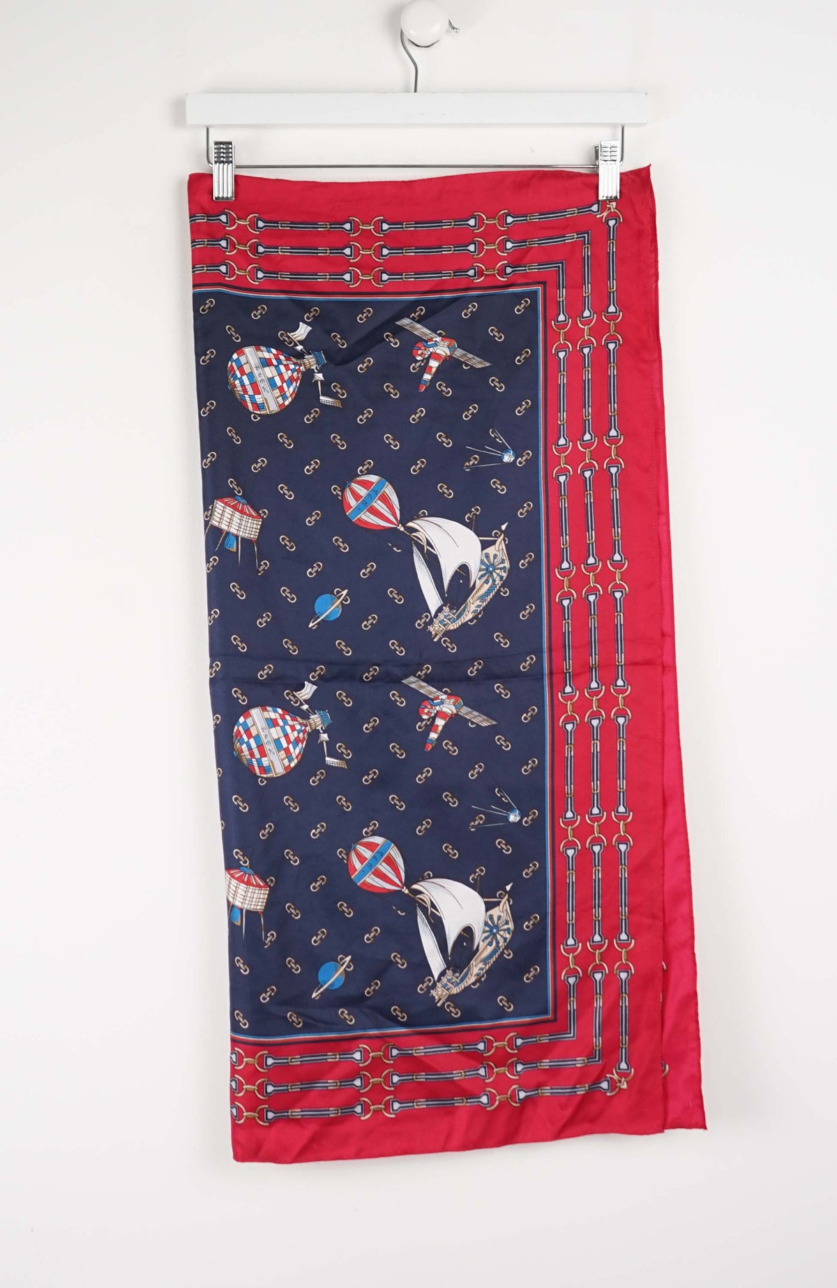 VINTAGE SCARF