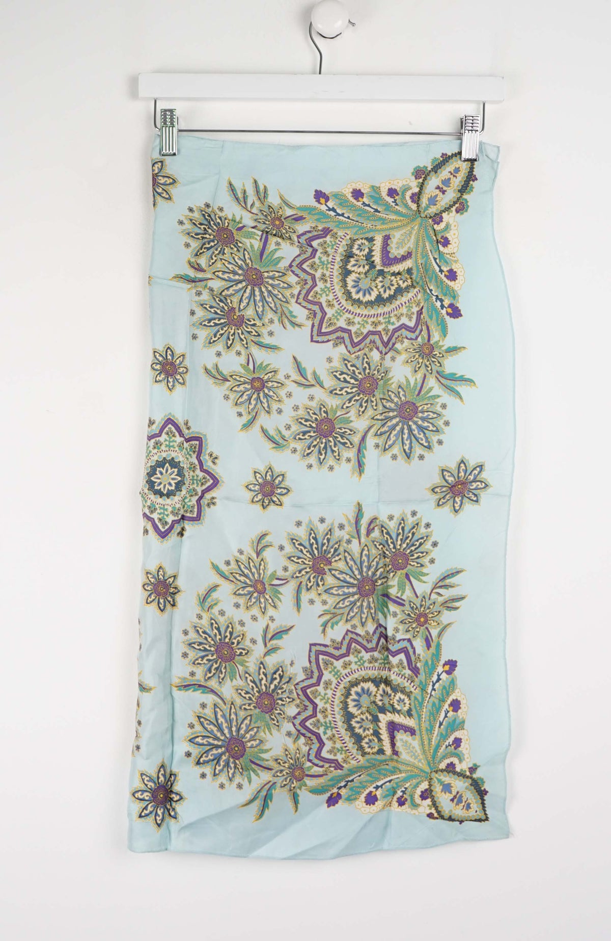 VINTAGE SCARF