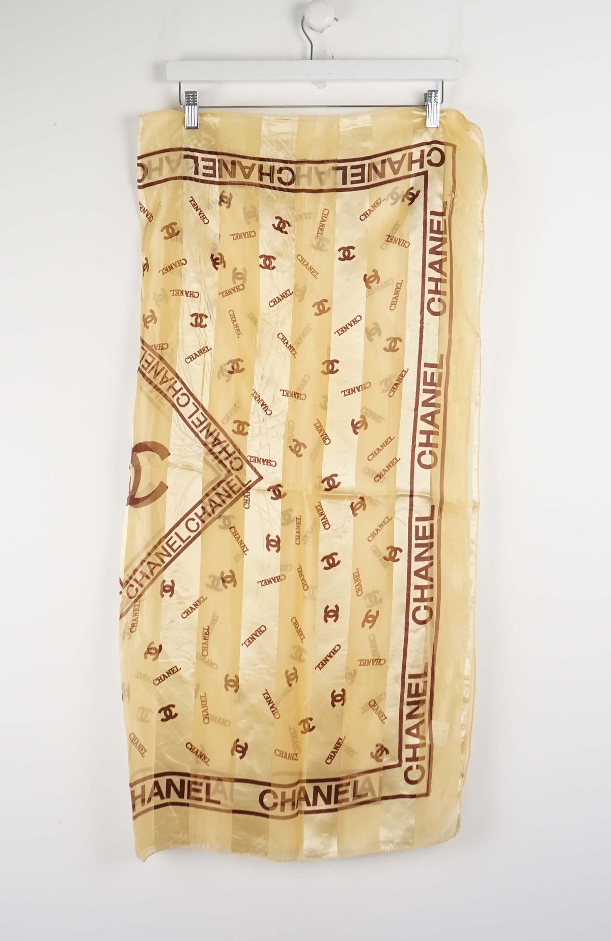 VINTAGE SCARF