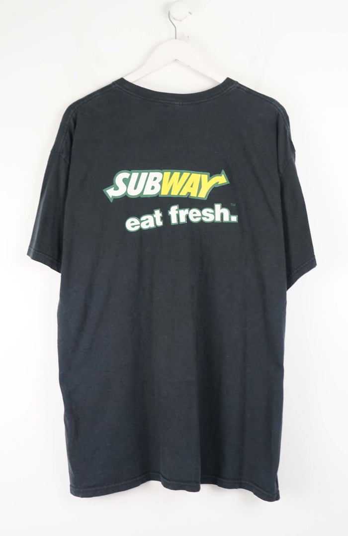 VINTAGE DOG HOUSE FM RADIO SUBWAY EAT FRESH T-SHIRT (XL)