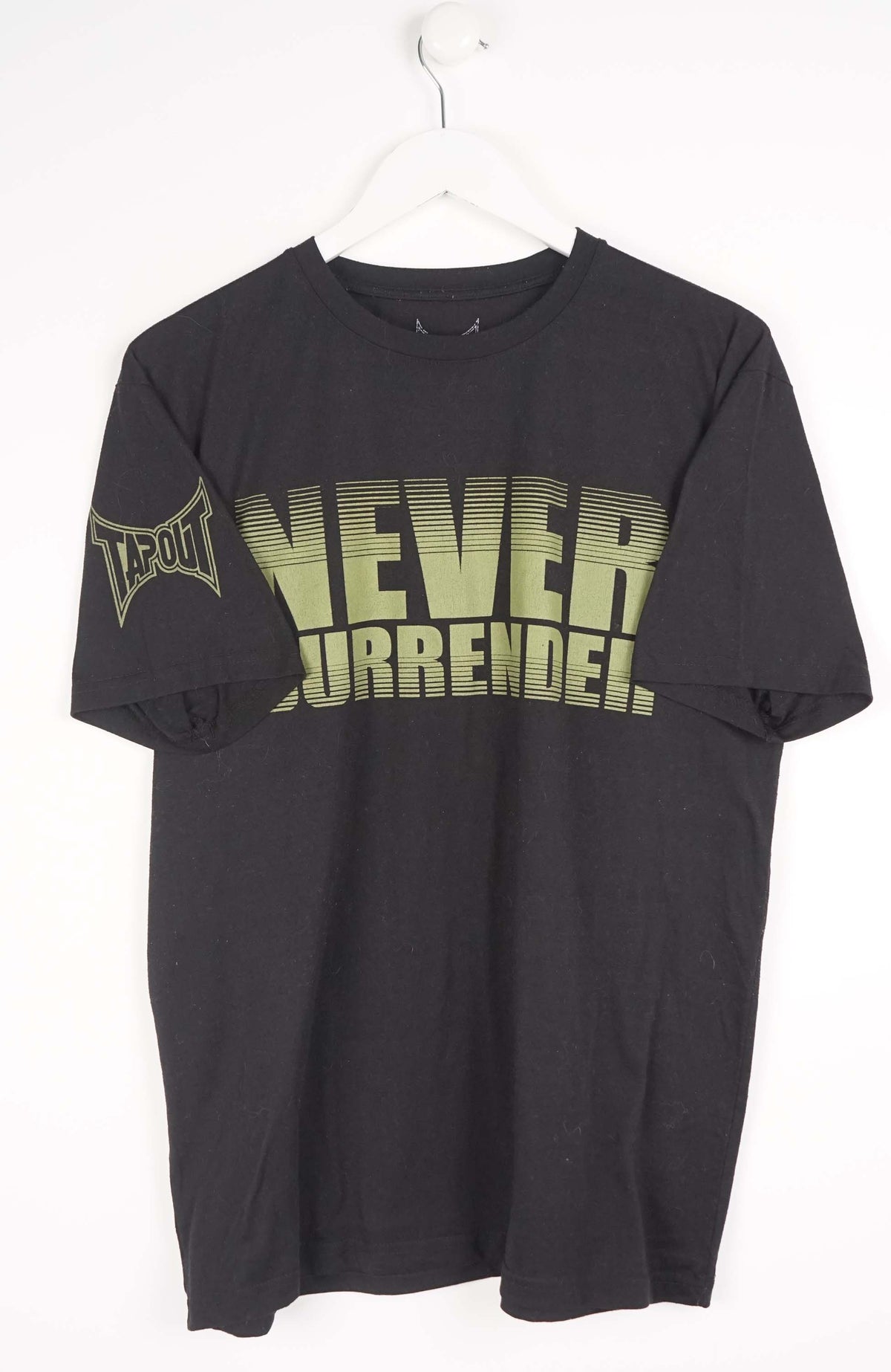 VINTAGE TAP OUT T-SHIRT (M)