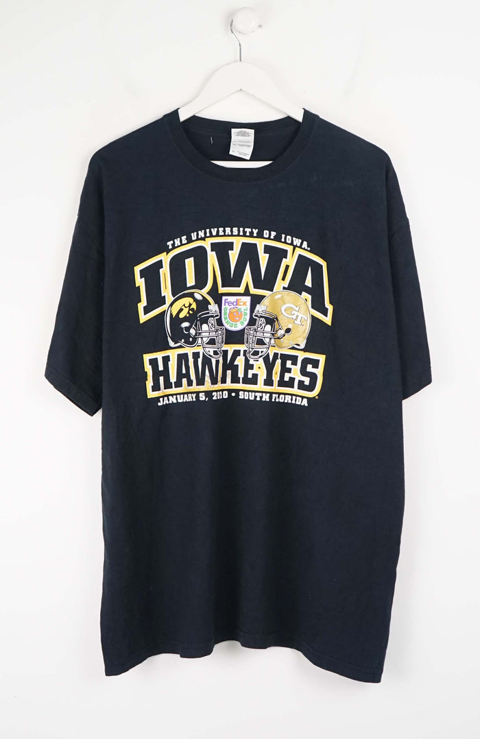 VINTAGE THE UNIVERSITY OF IOWA T-SHIRT (XL)